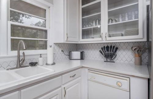 Touchdown Townhouse: Your Home near Stadium - Foto 23