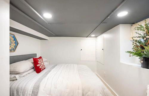 Romantic Hideout 1Bedroom Lower Level - Foto 16