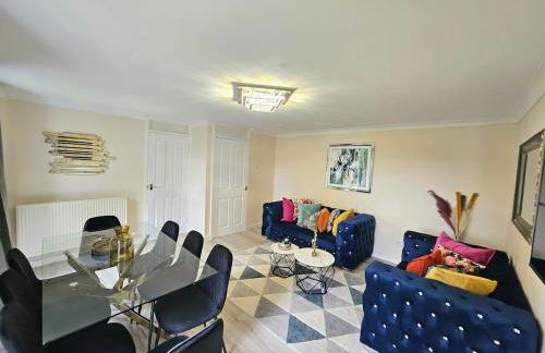 Stylish & Spacious 4 Bedroom House - Foto 17