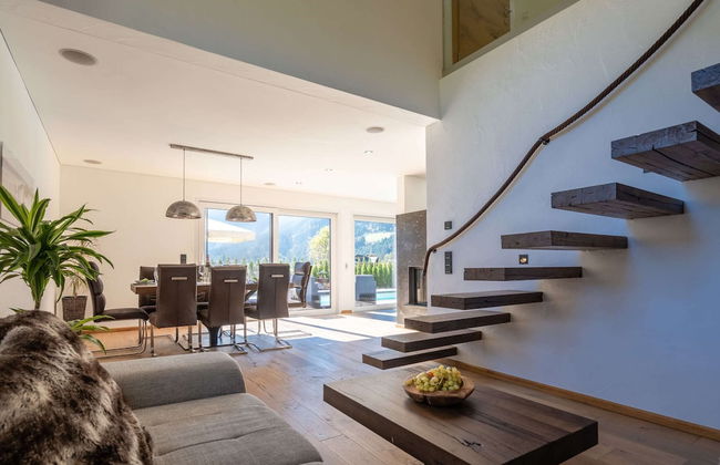 Chalet in Neukirchen by Wildkogel Ski Slopes - Photo 9