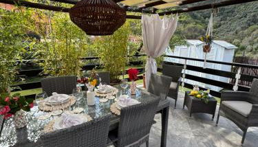 Casa vacanze La Villetta tra Cinque Terre e Versilia - Foto 5, Garden, Garden view