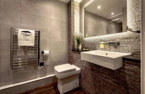 The Acacia, Luxury with Private Balcony & Two Parking Spaces - Foto 14