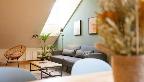 Atuaire Home La Merced en el centro histórico de Burgos PARKING INCLUIDO - Foto 2