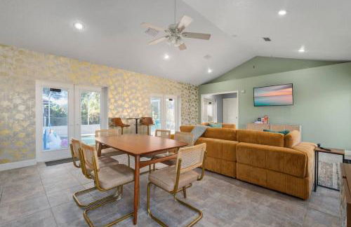 Sunny Auburndale Retreat with Pool - Photo 34