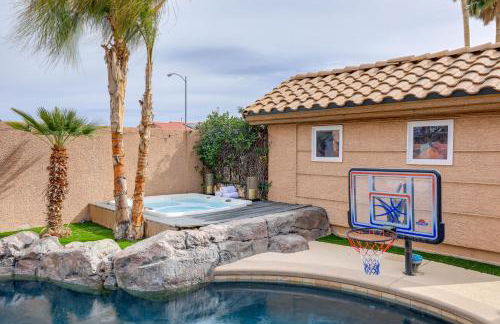 Large Las Vegas Home with Pool, Hot Tub and Game Room - Foto 37
