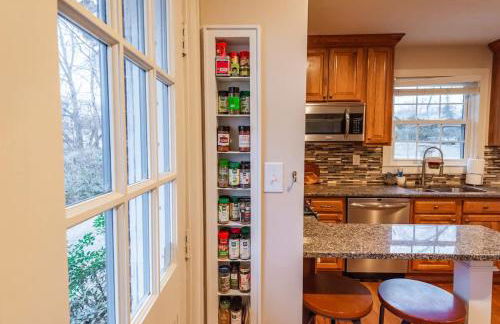 Cozy East Nash Home w Big Yard - Foto 51