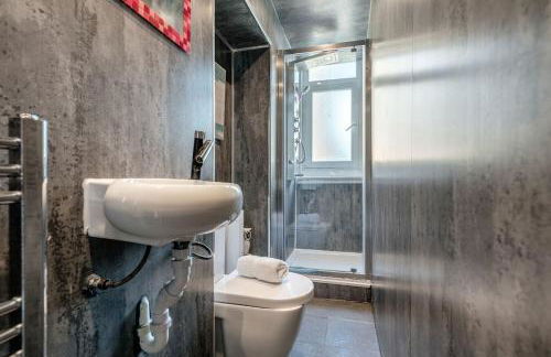 Cosy 1BR Sleeps 4 Quiet - Photo 4