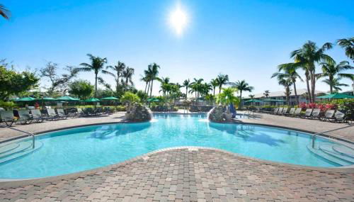 Serene Naples Retreat: Golf-Resort Pool-Tennis-Gym - Foto 2, sunbed