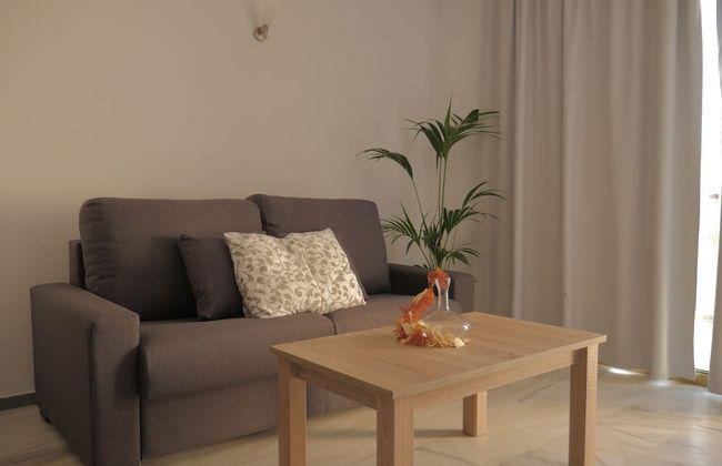 Apartamentos Pirámides - Photo 13