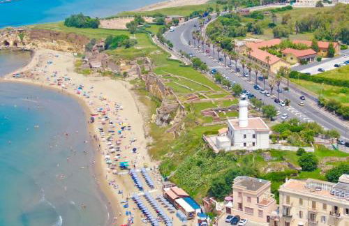 RESIDENZA I GIRASOLI - Spacious private house near the sea, quiet residential area - Lido dei Pini ANZIO - Photo 27