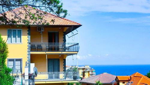 Vista mare tra gli ulivi - Foto 1