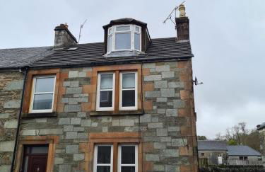 Our Salad Days Lochgilphead - Foto 1