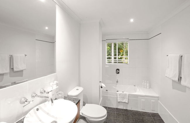 Alamanda Palm Cove by Lancemore - Photo 35