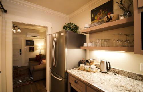 RedTail Inn - 3 Suites Sleeps up to 12 - Foto 18