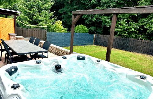 Haus am Wald mit Whirlpool, Garten, Kamin und voll ausgestatteter Küche - Foto 3