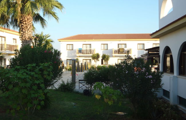 Cosmelenia Hotel Apartments - Foto 47