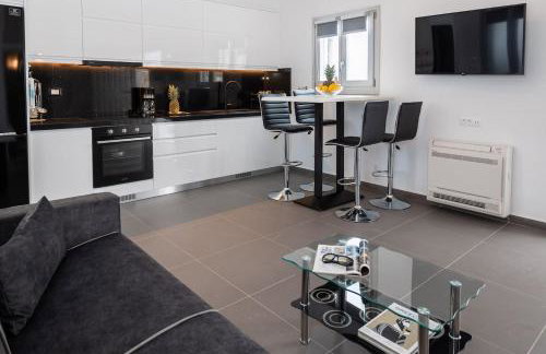 G & W Suites - Photo 26