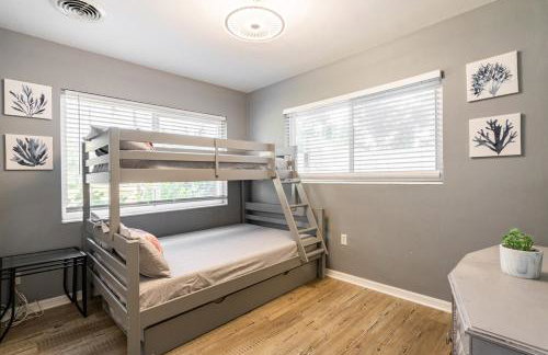 Vacation House with Heated Pool in Bradenton! - Foto 43