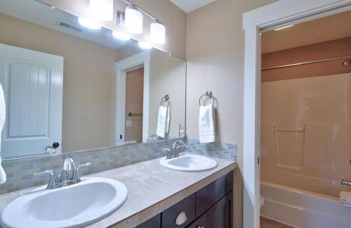 Creekside Hideaway - Wine Country by 3rd St - Foto 51