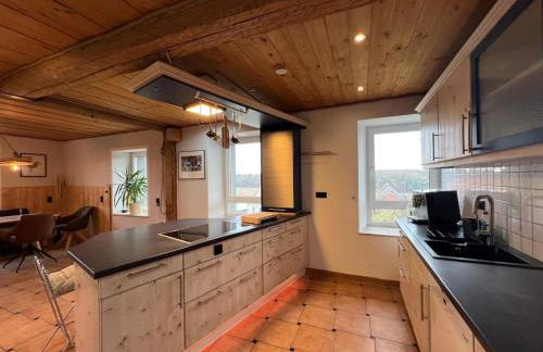 Zwischen Wald und Wiese - Foto 3