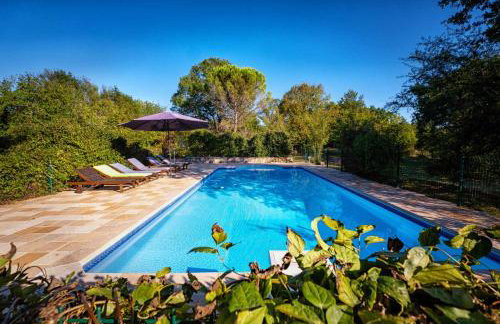 La Maison des Chênes - Piscine et grand terrain arboré dans une ambiance bucolique. - Foto 2