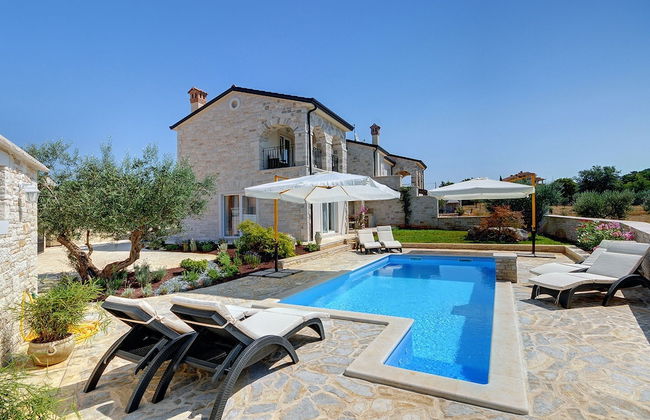 Beautiful Villa With Garden, Private Heated Pool, Whirlpool, Sauna, Near Rovinj - Foto 25
