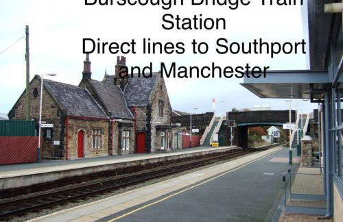 Idyllic bungalow in Burscough, ideal location in West Lancashire - Foto 55