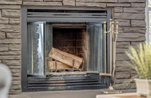 Fire Pit Arcade Games Deck Grill & Pool Access - Foto 6