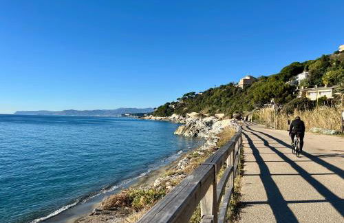 Mimosa Seafront Apartment - Free parking Wi-Fi - Foto 35