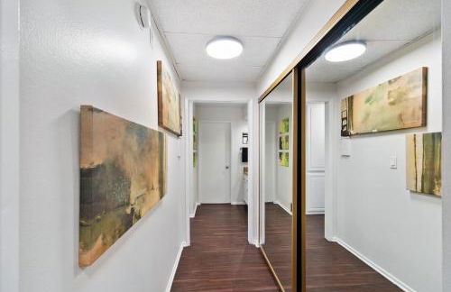 Beverly Hills Gem 1 BR Apt with Parking 218 - Photo 9