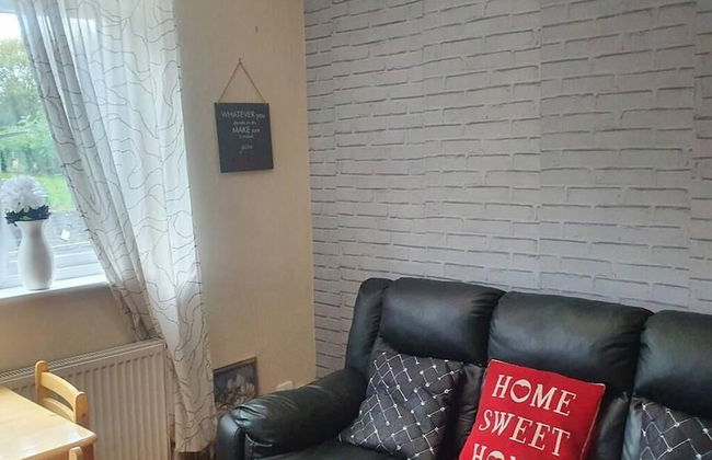 Lovely 4-bed Apartment in Harrow - Foto 12