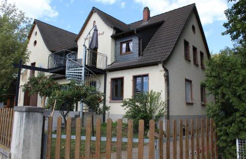 Dreimädelhof - Foto 1