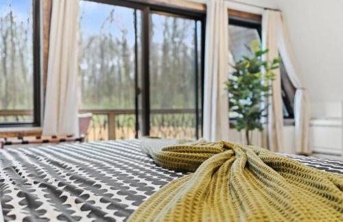 Hot Tub Sauna Spacious Backyard Luxury - Photo 34