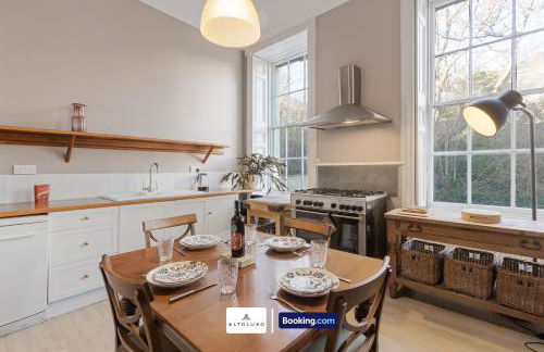 The Ritz 2 Bedroom Serviced Apartment By AltoLuxoExperience Short Lets & Serviced Accommodation With Free Wifi - Foto 13