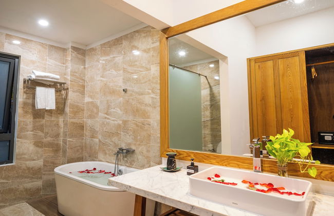 Palm River Boutique - Photo 73