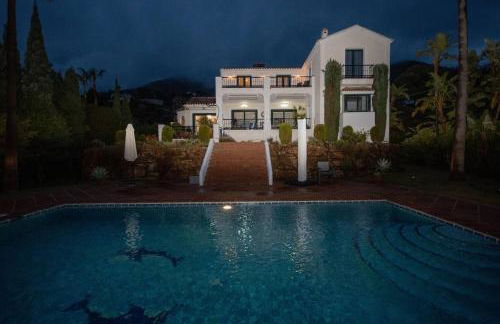 Impressive VILLA Dazura in Valtocado MIJAS - Photo 69