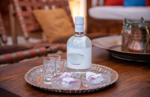 Antique Villa - Photo 23