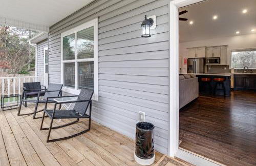 Hot Tub and Yard Temptation Stays Home in Roanoke - Foto 28