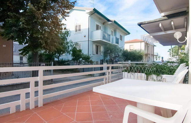 Residence With Swimming Pool Nearby the sea - Foto 1