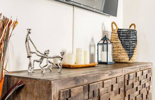 Gorgeous home away from home 3 bed 3 bath W/ pool - Foto 11