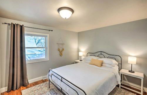 Sioux Center Split-Level Home with Game Room! - Photo 14