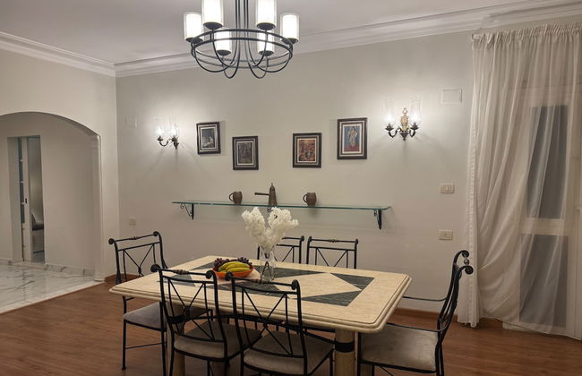 Nile View Apartment - Sleeps 4 & Balcony - Foto 27