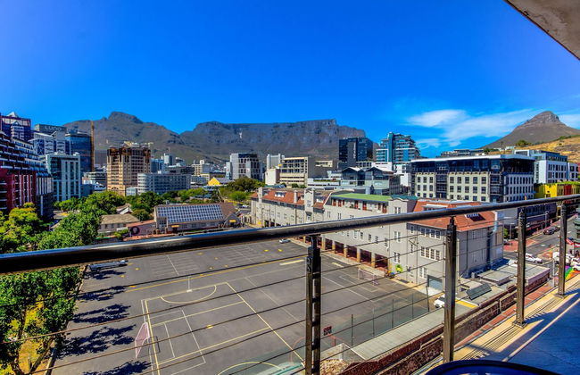 Two Bedroom With Private Balcony - Foto 13