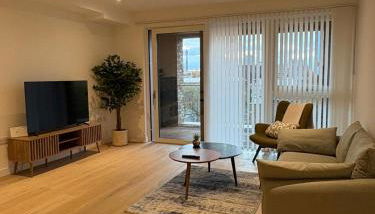 2 Bed Luxury Property with Balcony King Cross - Foto 1