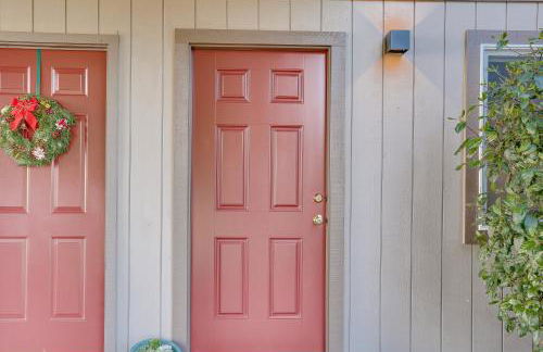 Airy Fortuna Apartment with Deck! - Foto 24