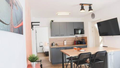 {Le Factory}, proche EuroAirport - Foto 3