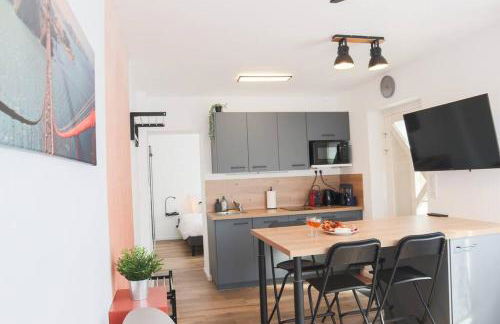 {Le Factory}, proche EuroAirport - Foto 3