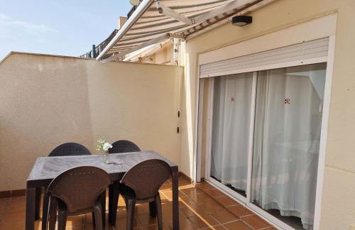 2 bedroomed, penthouse Apartment with sea and mountain views - Foto 1