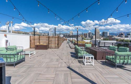 Unique SLC Getaway 2-Bed, 2-Bath with Fire Pit - Foto 50