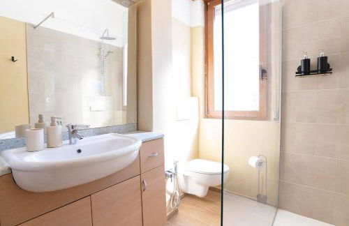 Three bedroom Central flat Near train station - Foto 34